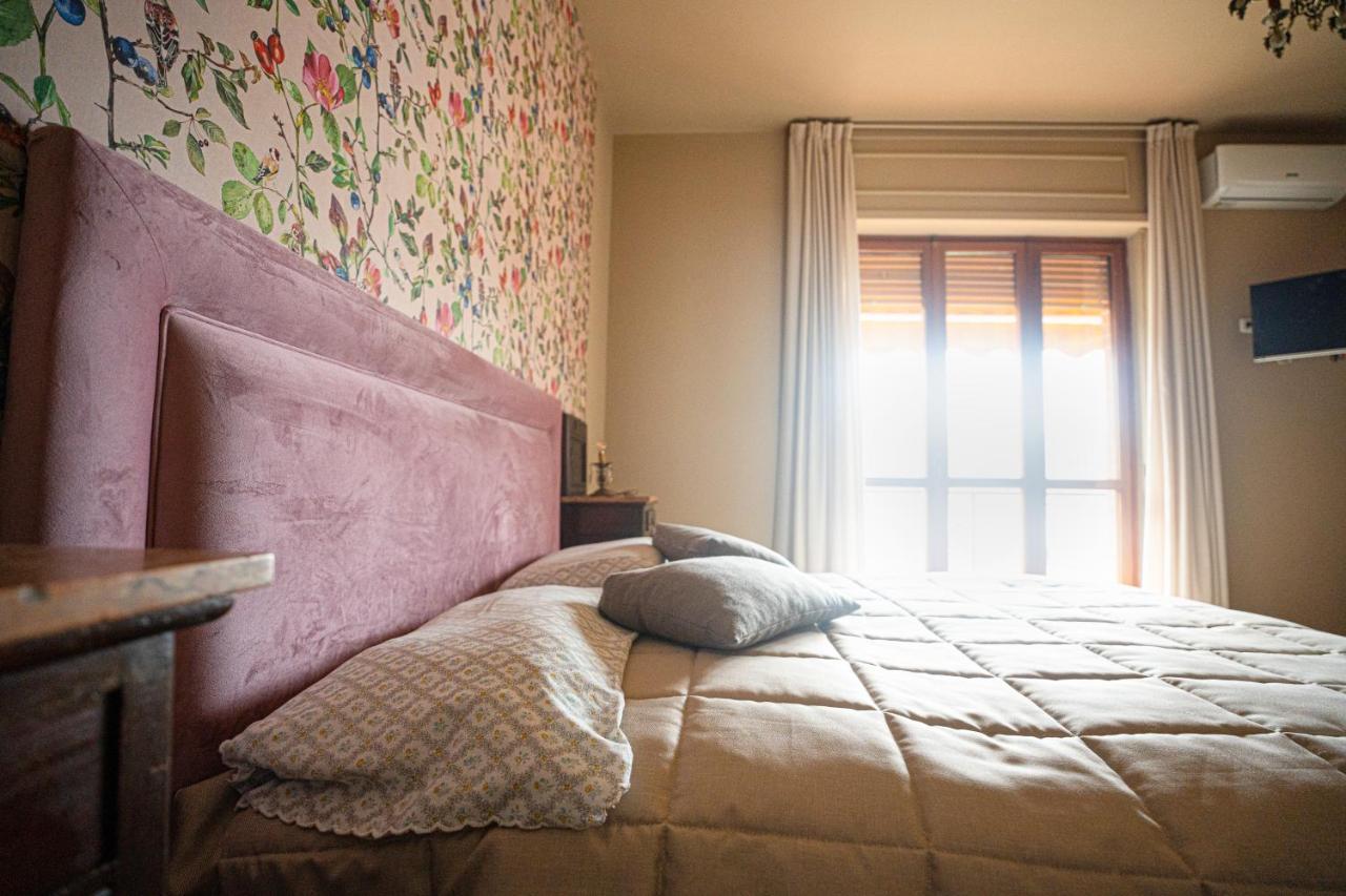 Cisterna dʼAstiCa'Du Lin - Jacuzzi住宿加早餐旅馆 外观 照片