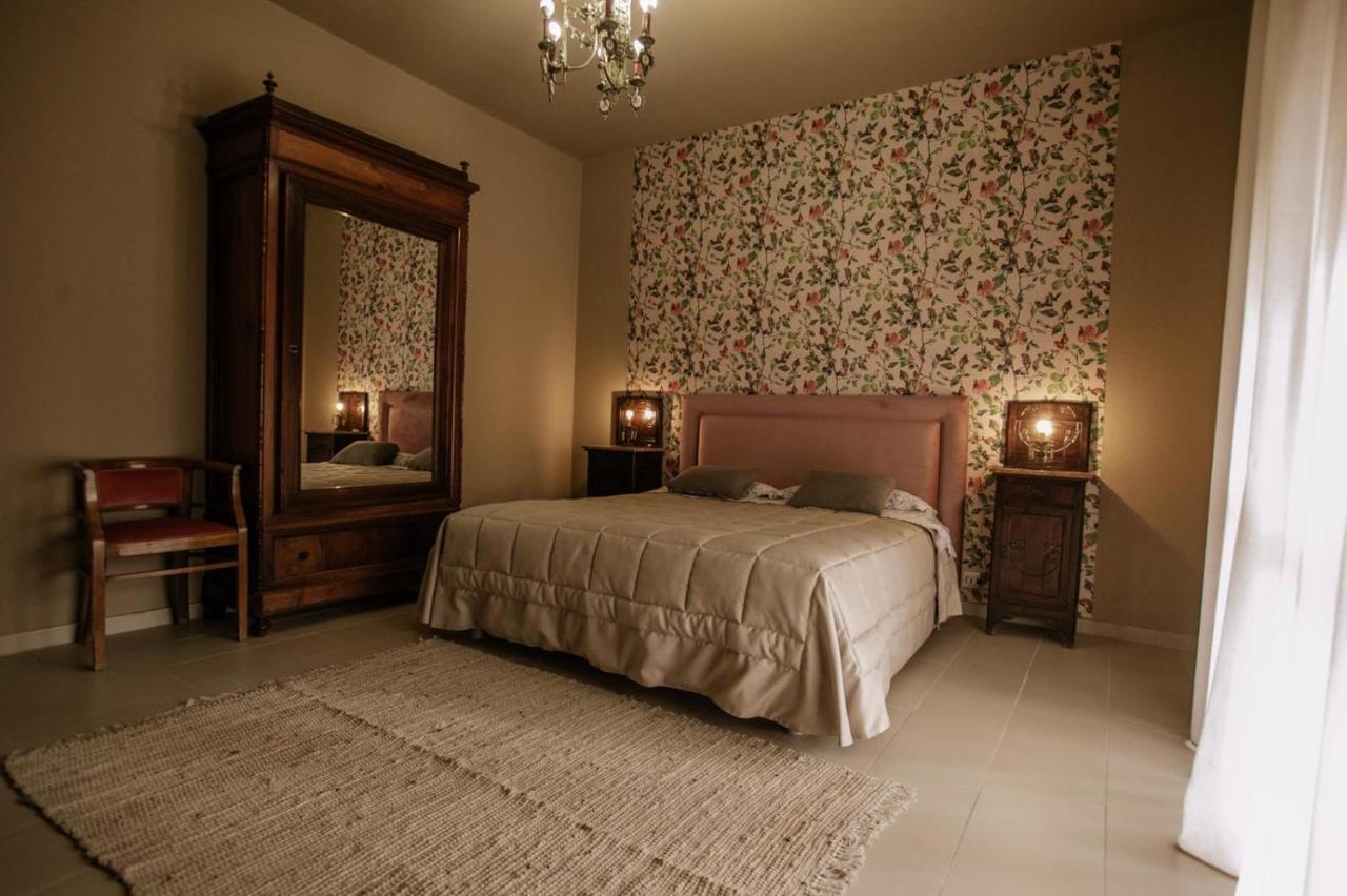 Cisterna dʼAstiCa'Du Lin - Jacuzzi住宿加早餐旅馆 外观 照片